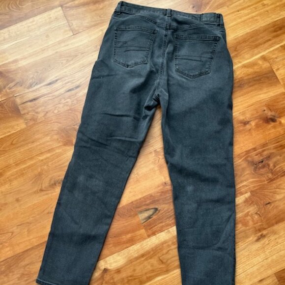 AE curvy mom jeans - Picture 5 of 5